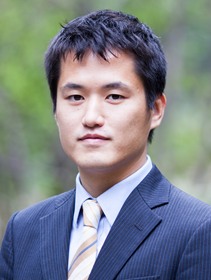谷口 学氏